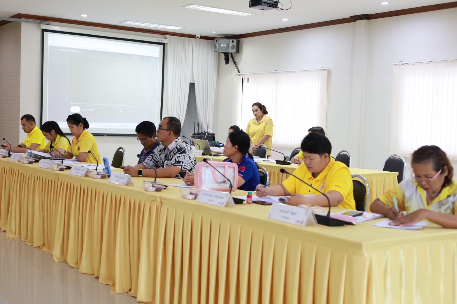 ประชุมคณะกรรมการกองทุนหลักประกันสุขภาพ (สปสช.)